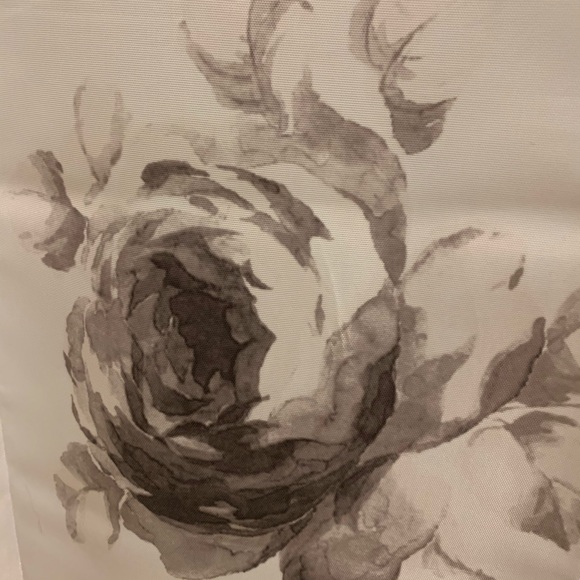 Meet your Posher, Chava - Picture 1 of 1